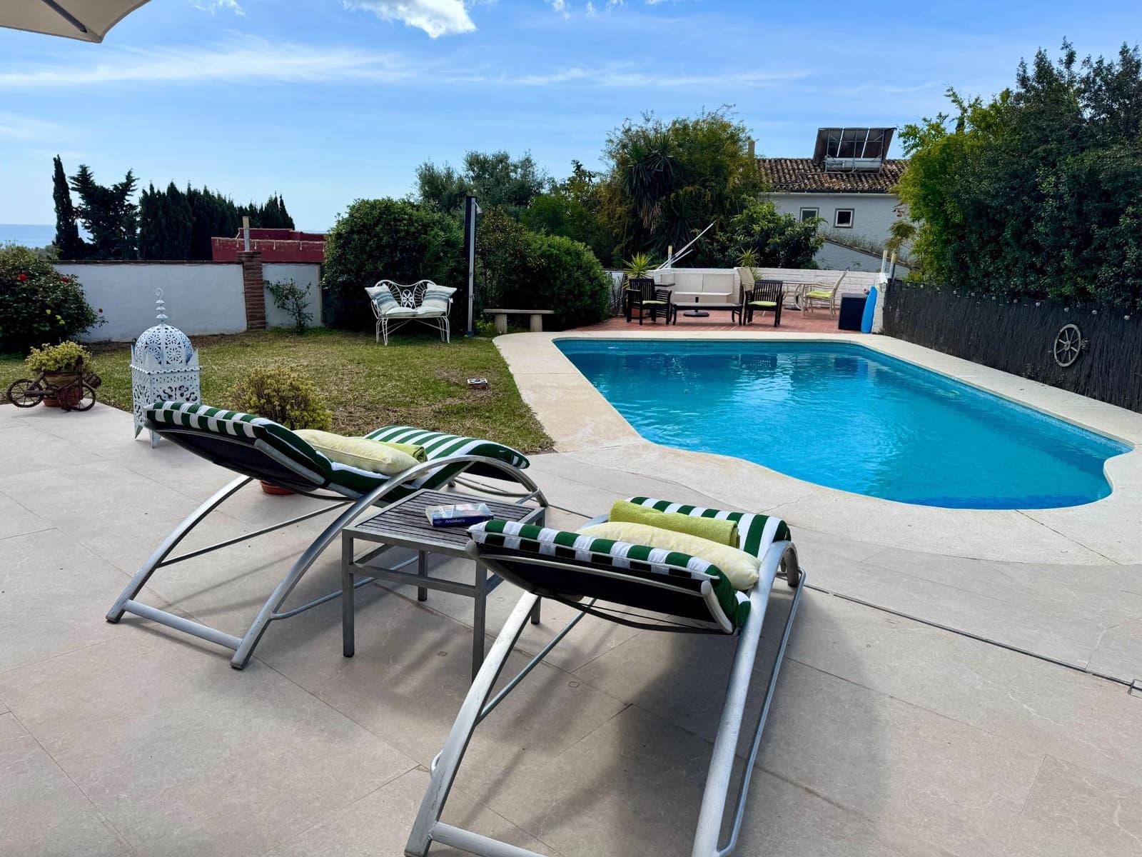 6 bedroom Villa for sale in Mijas with pool garage - € 899,000 (Ref: 9599612)