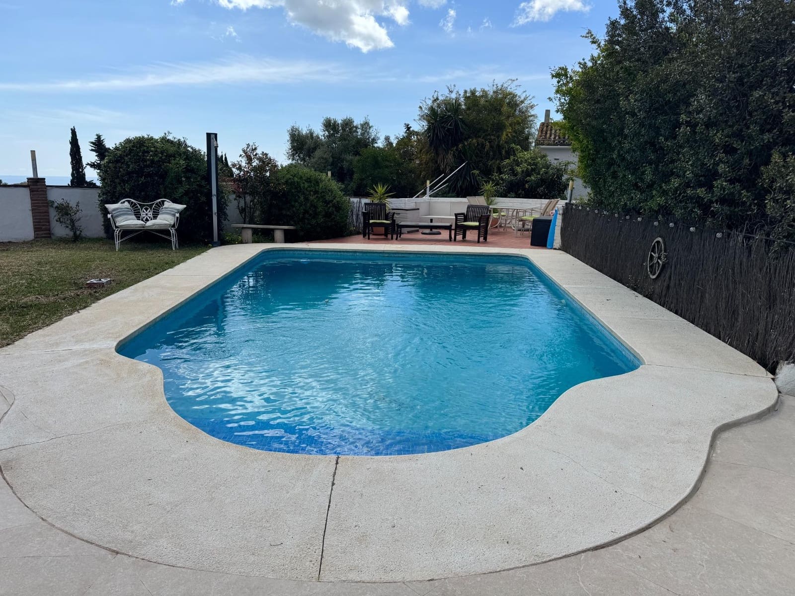 6 bedroom Villa for sale in Mijas with pool garage - € 899,000 (Ref: 9599612)