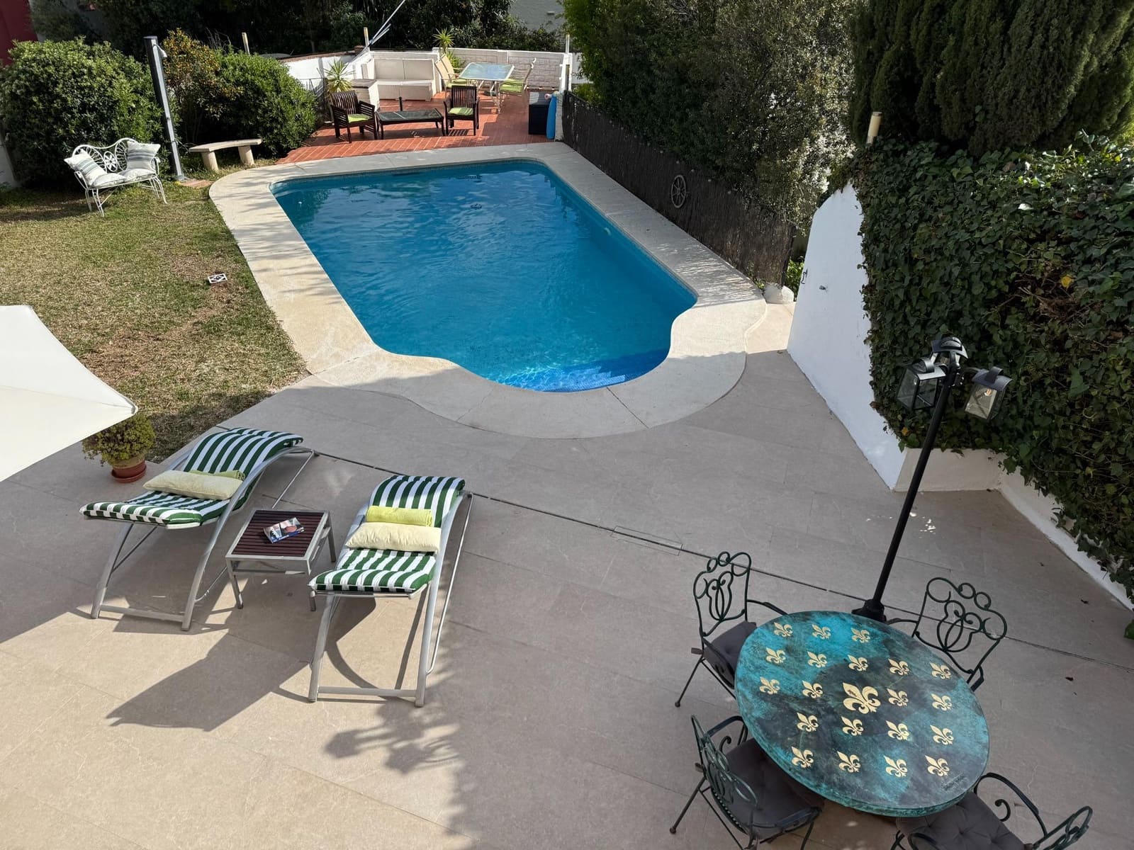 6 bedroom Villa for sale in Mijas with pool garage - € 899,000 (Ref: 9599612)