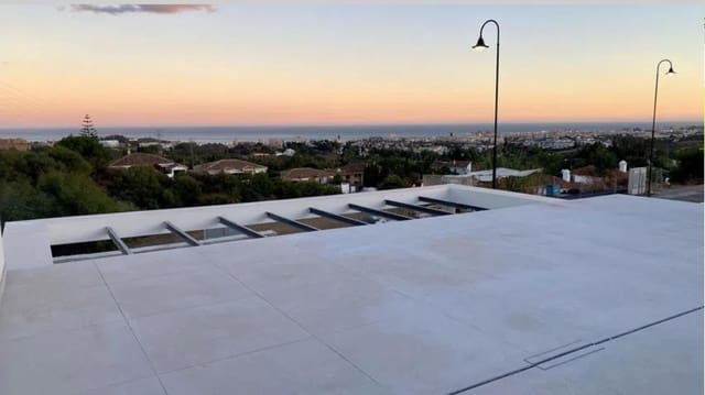 4 bedroom Villa for sale in Mijas pueblo, Mijas with pool garage - € 1,045,000 (Ref: 9611613)