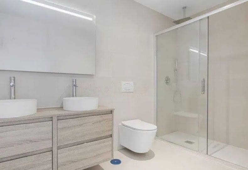 2 makuuhuone Huoneisto myytävänä paikassa Fuengirola mukana uima-altaan 
autotalli - 450 000 € (Ref: 9622407)