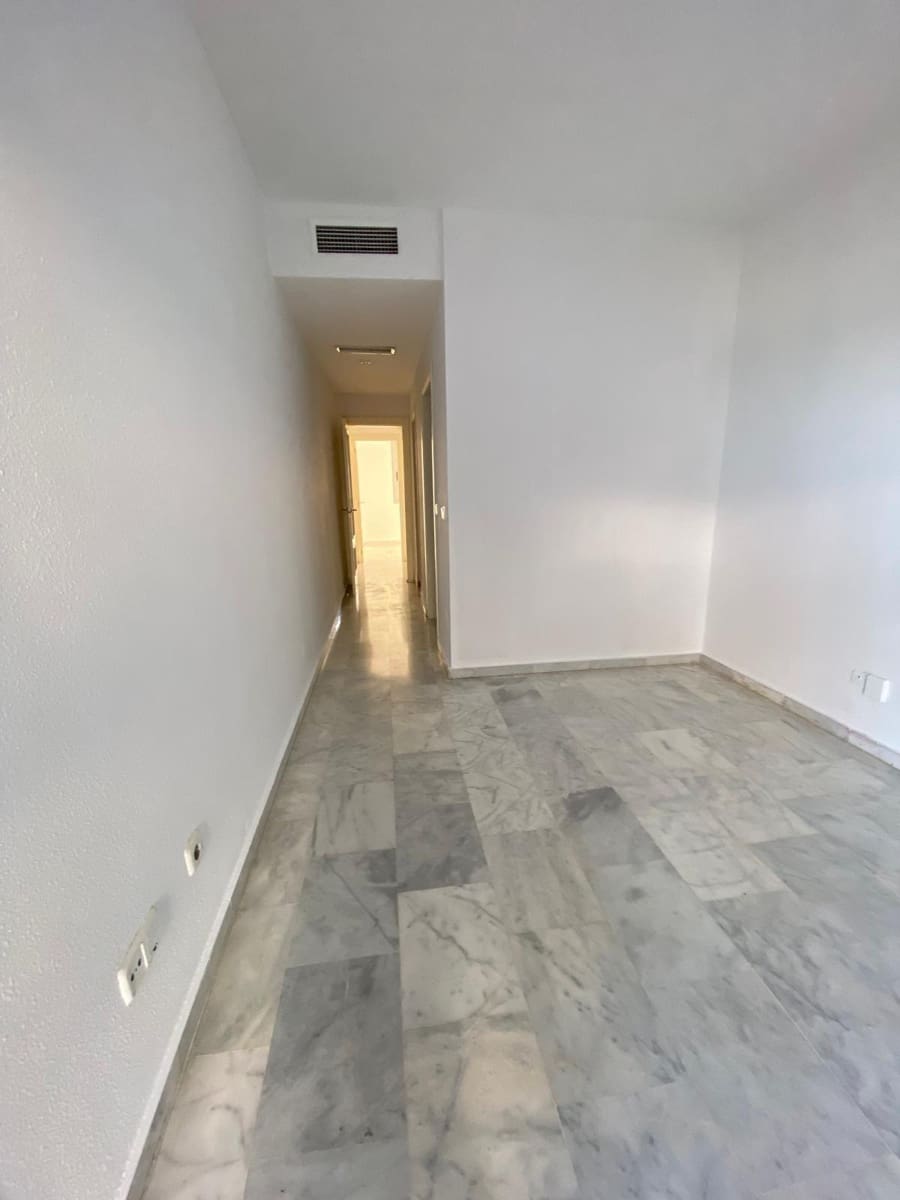 2 sypialnia Mieszkanie na sprzedaż w Fuengirola z basenem garażem - 355 000 € (Ref: 9637688)