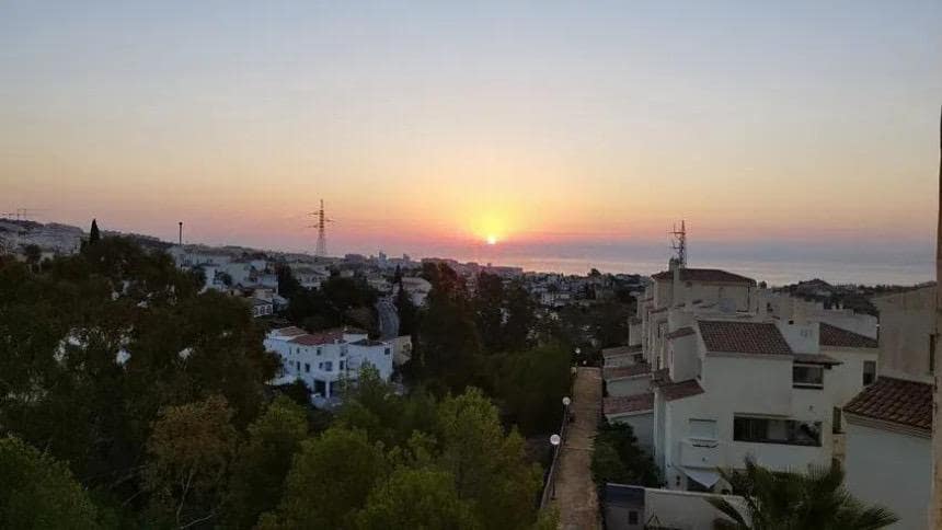 2 sovrum Takvåning till salu i Benalmadena med pool garage - 320 000 € (Ref: 9666597)