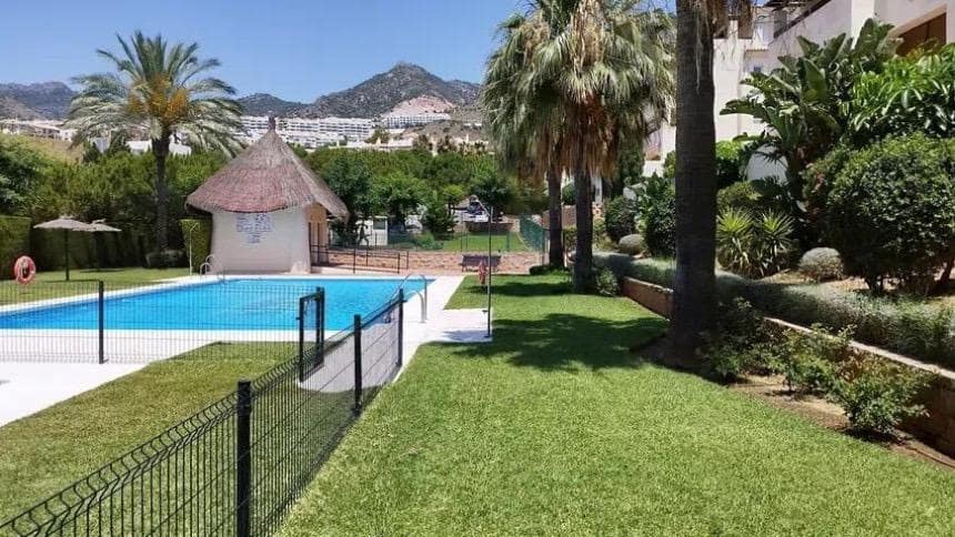 2 sovrum Takvåning till salu i Benalmadena med pool garage - 320 000 € (Ref: 9666597)