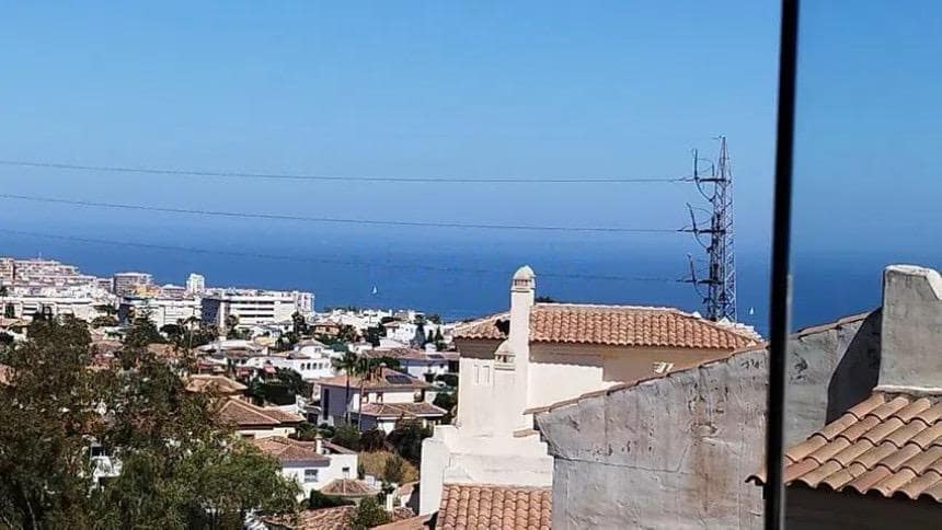 2 bedroom Flat for sale in Benalmadena with pool garage - € 320,000 (Ref: 9666597)