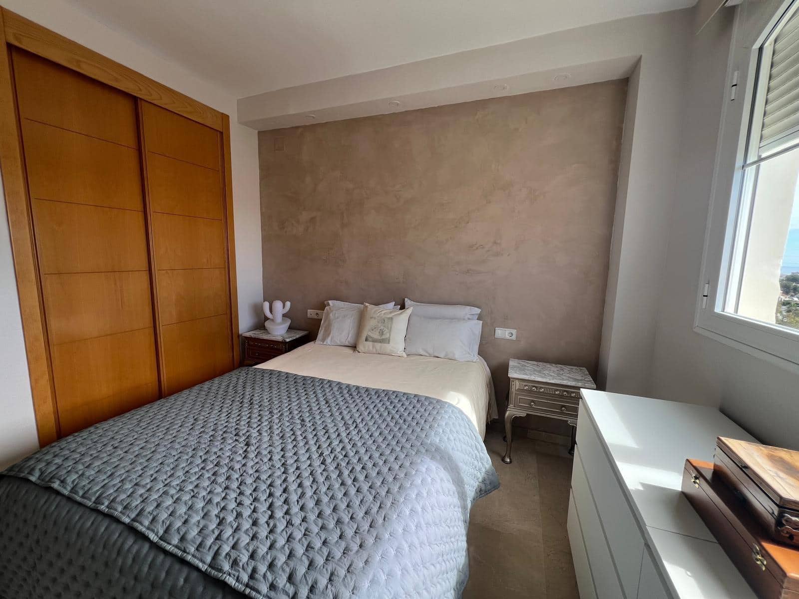 2 bedroom Flat for sale in Benalmadena with pool garage - € 320,000 (Ref: 9666597)