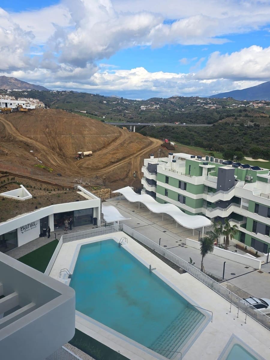 2 soverom Leilighet til salgs i La Cala de Mijas med svømmebasseng garasje - € 550 000 (Ref: 9666598)