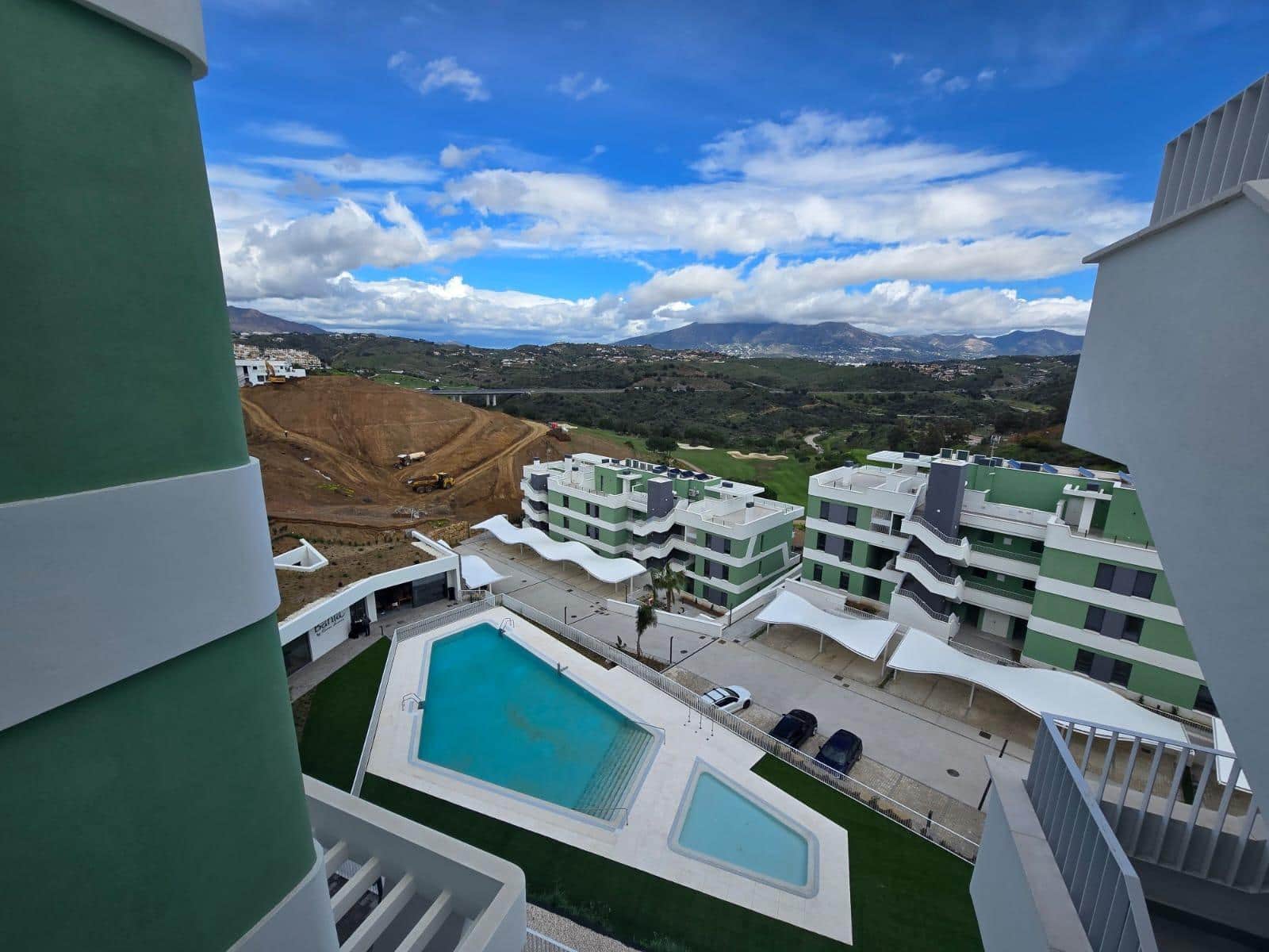 2 soverom Leilighet til salgs i La Cala de Mijas med svømmebasseng garasje - € 550 000 (Ref: 9666598)