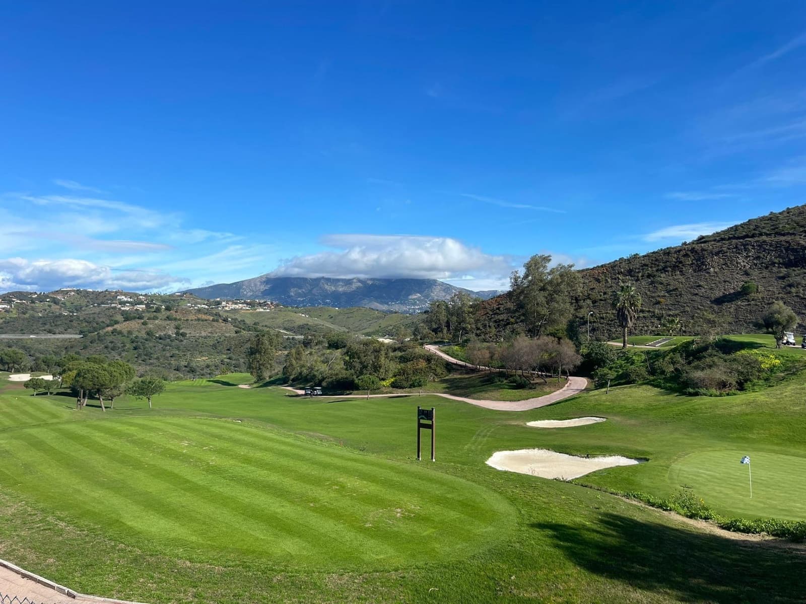 2 soverom Leilighet til salgs i La Cala de Mijas med svømmebasseng garasje - € 550 000 (Ref: 9666598)