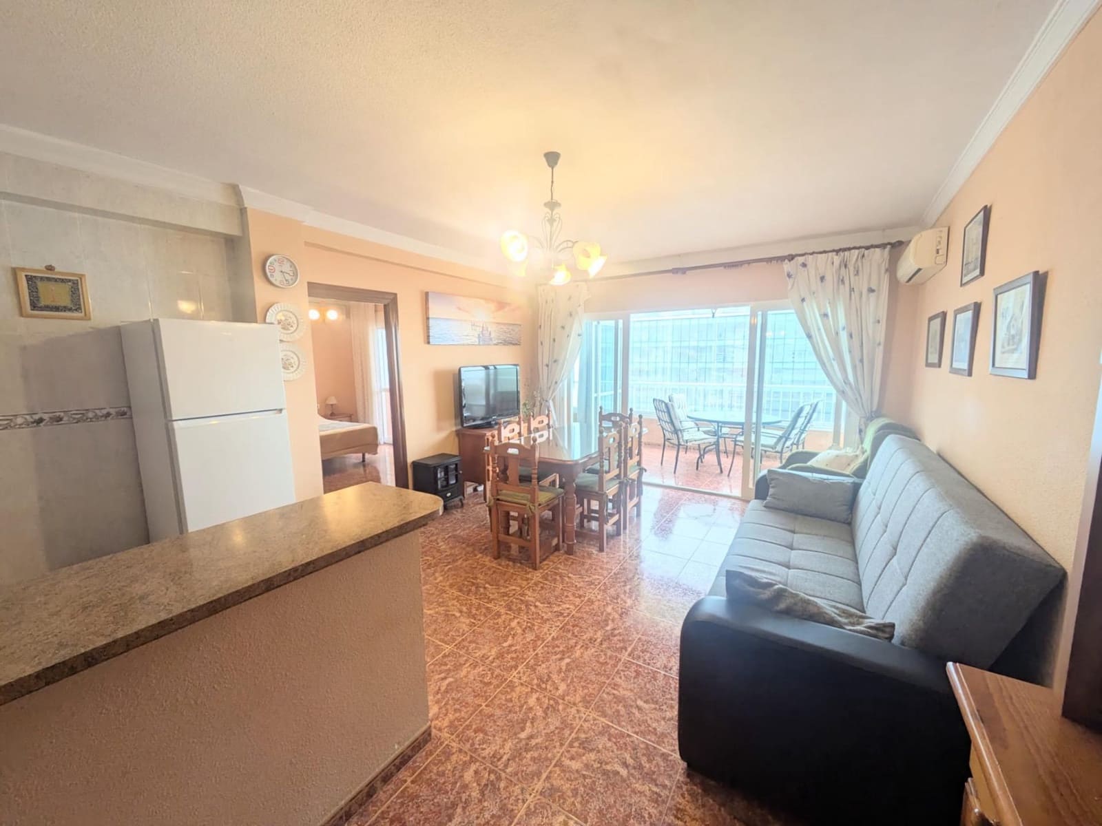 2 bedroom Flat for sale in Benalmadena Costa - € 298,000 (Ref: 9674303)