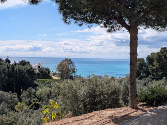 4 sypialnia Willa na sprzedaż w Torremuelle, Benalmádena z basenem garażem - 879 000 € (Ref: 9679925)