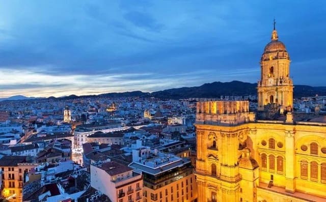 Bouwgrond te koop in Cruz de Humilladero, Málaga stad - € 7.800.000 (Ref: 9690674)