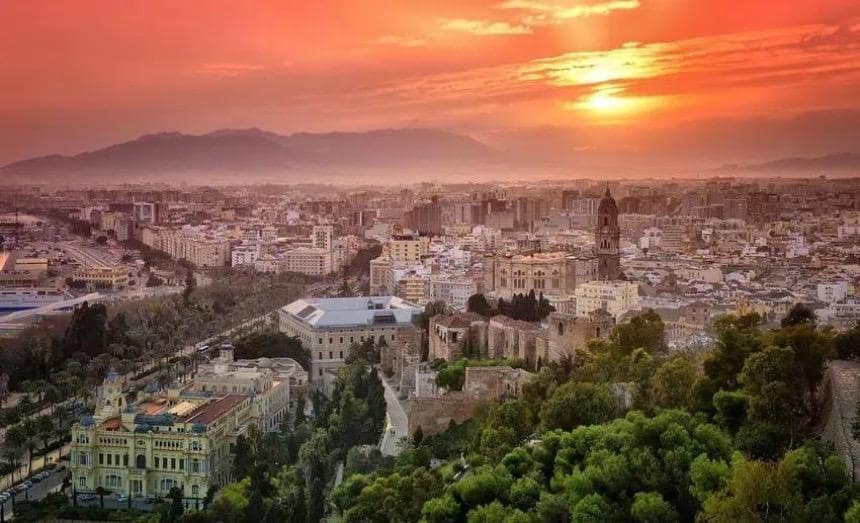 Byggetomt til salgs i Malaga by - € 7 800 000 (Ref: 9690674)