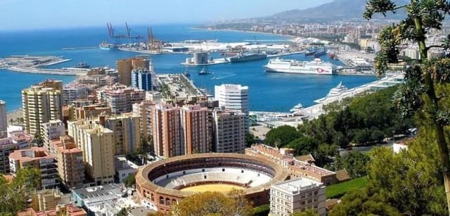 Bouwgrond te koop in Cruz de Humilladero, Málaga stad - € 7.800.000 (Ref: 9690674)