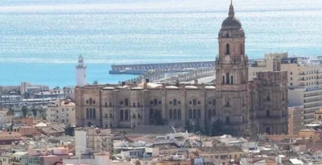 Bouwgrond te koop in Cruz de Humilladero, Málaga stad - € 7.800.000 (Ref: 9690674)