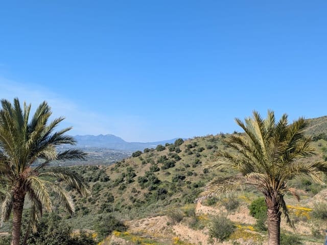 Undeveloped Land for sale in Estación de Cártama, Cártama - € 100,000 (Ref: 9690677)