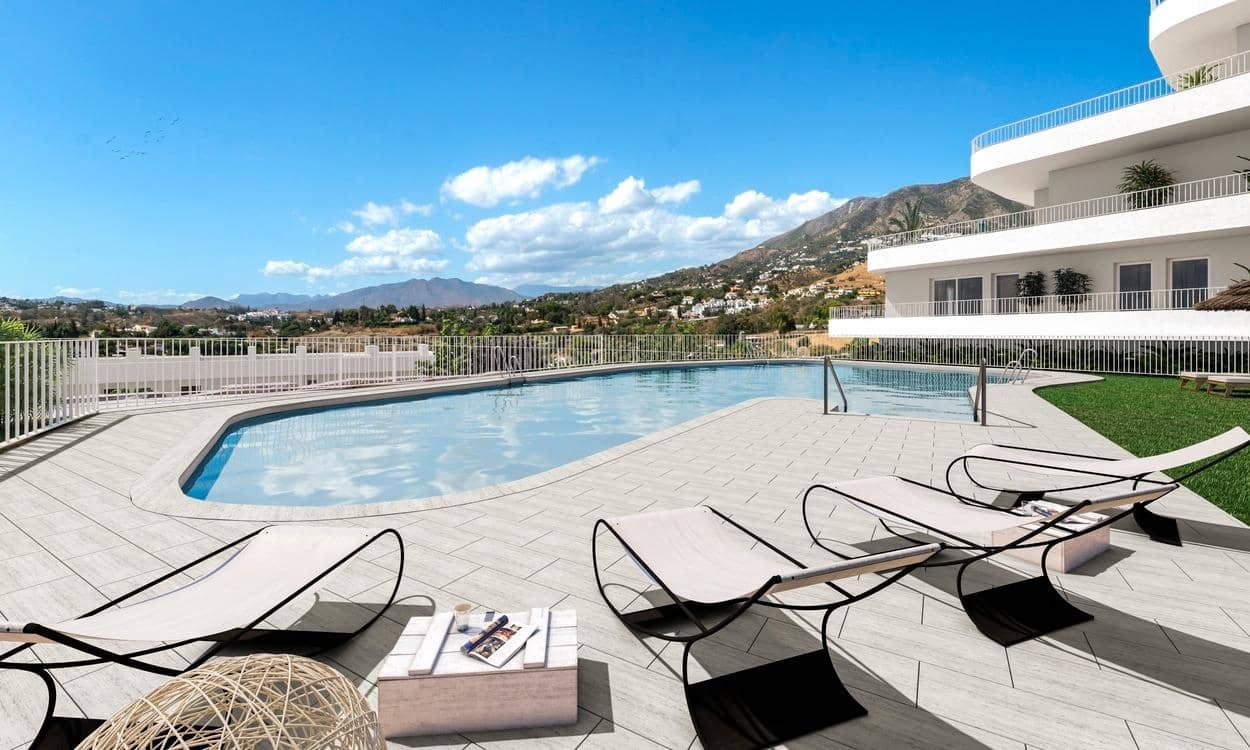 2 soverom Penthouse til salgs i Fuengirola med svømmebasseng garasje - € 379 950 (Ref: 9690678)