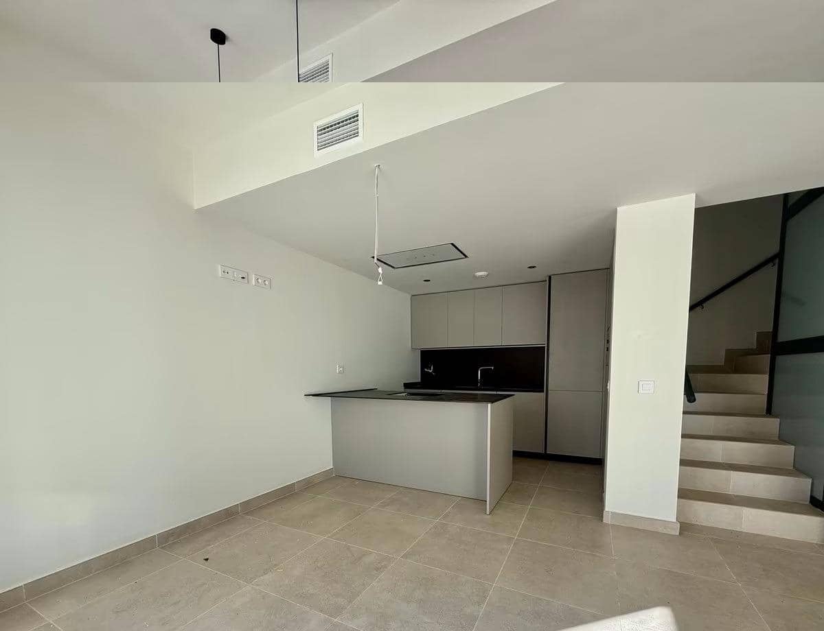 4 soveværelse Villa til salg i Benalmadena med swimmingpool garage - € 849.000 (Ref: 9712045)