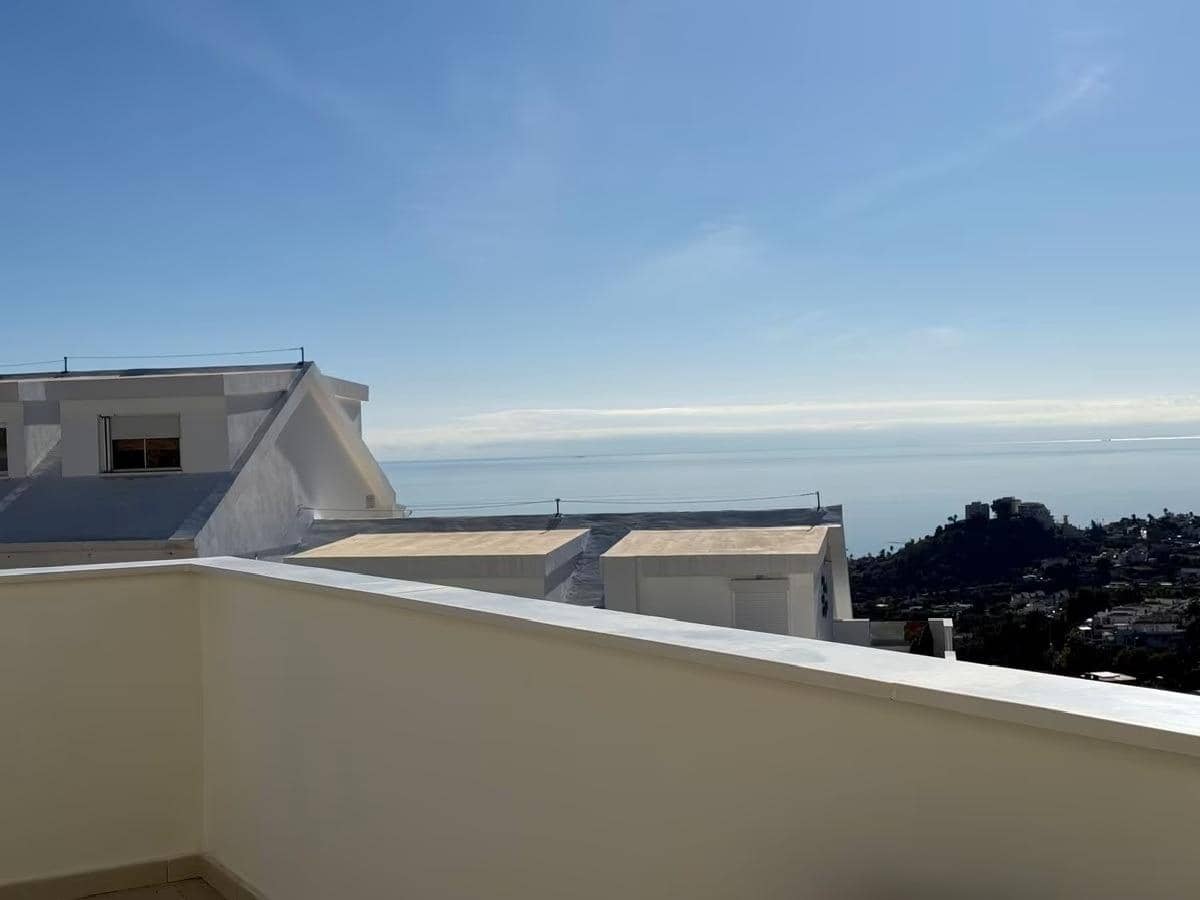 4 soveværelse Villa til salg i Benalmadena med swimmingpool garage - € 849.000 (Ref: 9712045)