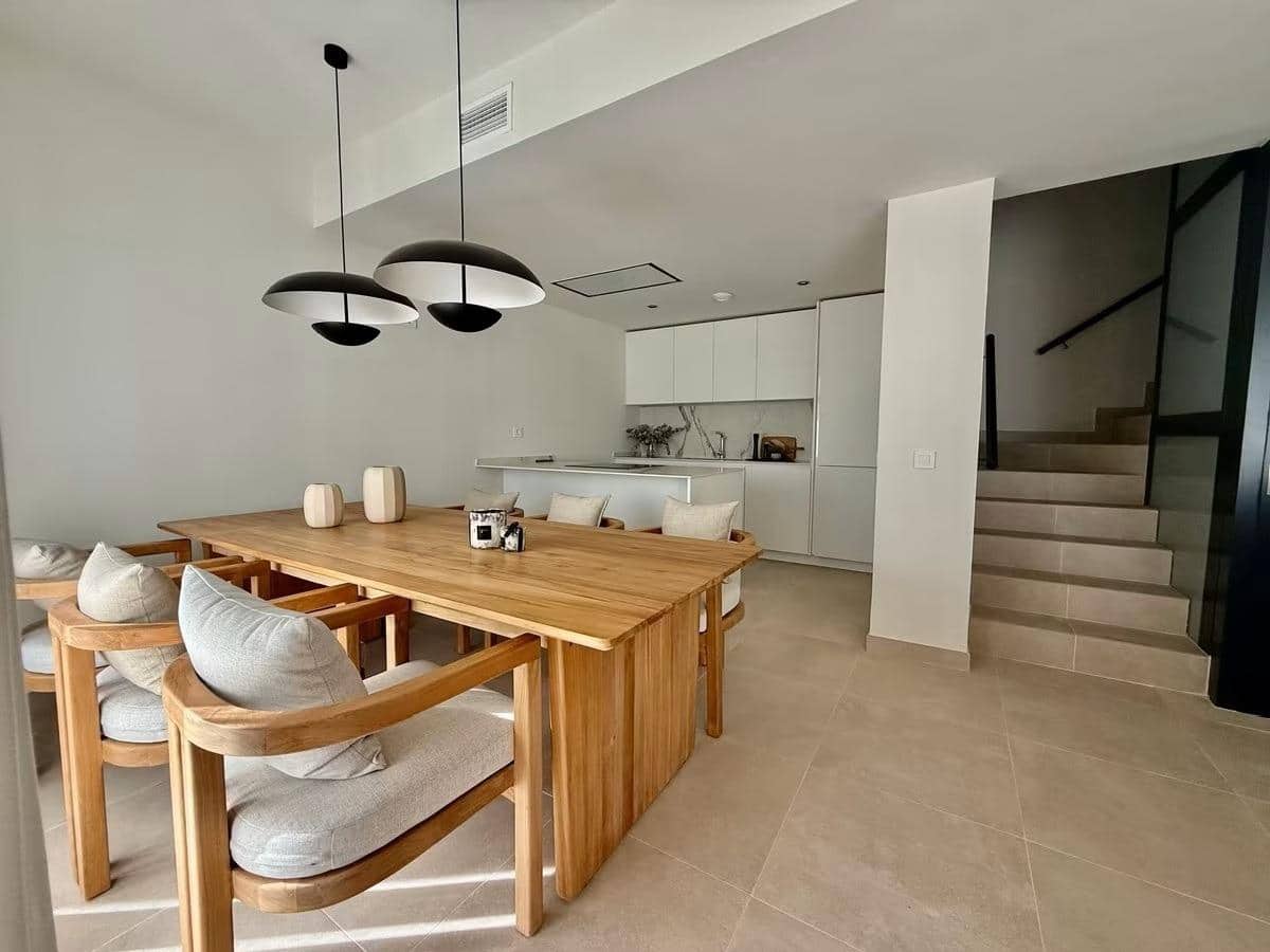 4 soveværelse Villa til salg i Benalmadena med swimmingpool garage - € 849.000 (Ref: 9712045)