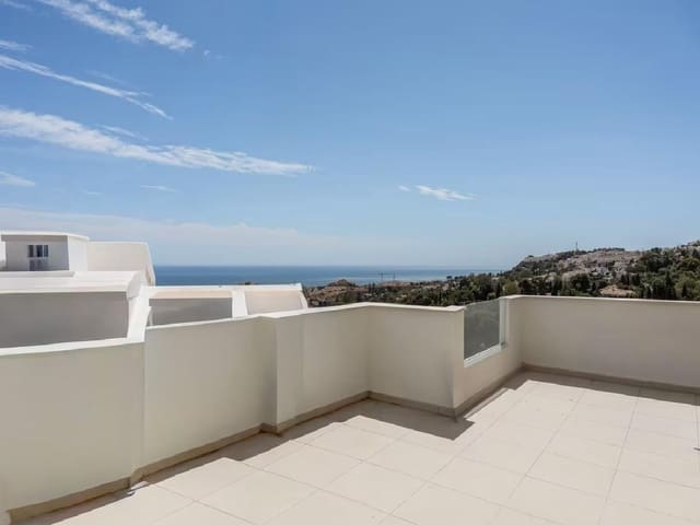4 soveværelse Villa til salg i Benalmádena med swimmingpool garage - € 849.000 (Ref: 9712045)