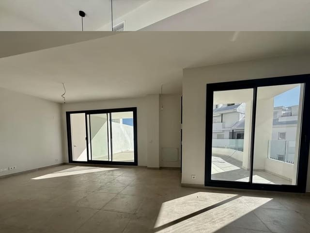 4 soveværelse Villa til salg i Benalmádena med swimmingpool garage - € 849.000 (Ref: 9712045)