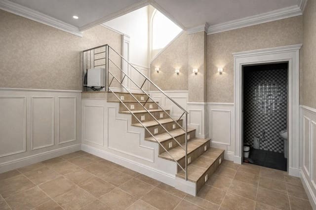 Azienda in vendita in Puerto Marina, Benalmádena - 425.000 € (Rif: 9726719)