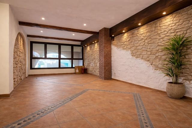 Azienda in vendita in Puerto Marina, Benalmádena - 425.000 € (Rif: 9726719)