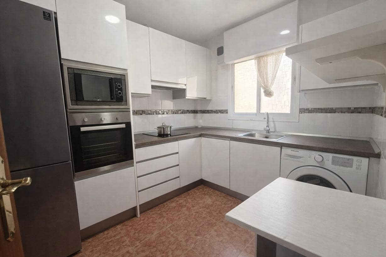 3 slaapkamer Flat te koop in Las Lagunas de Mijas - € 235.000 (Ref: 9744149)