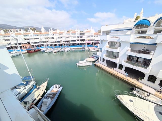 3 makuuhuone Huoneisto myytävänä paikassa Puerto Marina, Benalmádena mukana uima-altaan - 1 050 000 € (Ref: 9773146)
