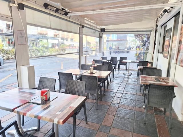 Business for sale in Los Boliches , Fuengirola - € 179,000 (Ref: 9773148)