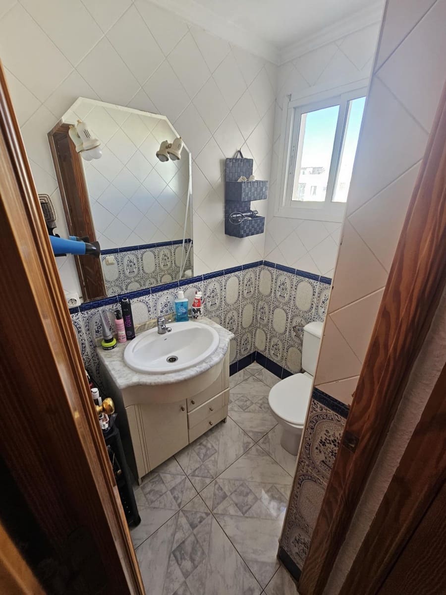 2 bedroom Apartment for sale in Torremolinos - € 320,000 (Ref: 9791126)