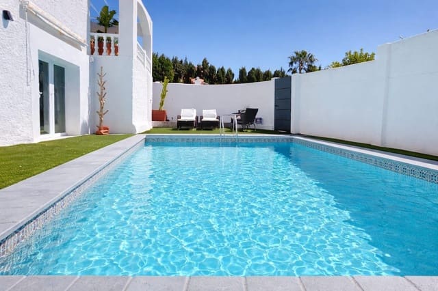 3 soveværelse Villa til salg i La Capellanía - El Higuerón, Benalmádena med swimmingpool garage - € 729.000 (Ref: 9791128)