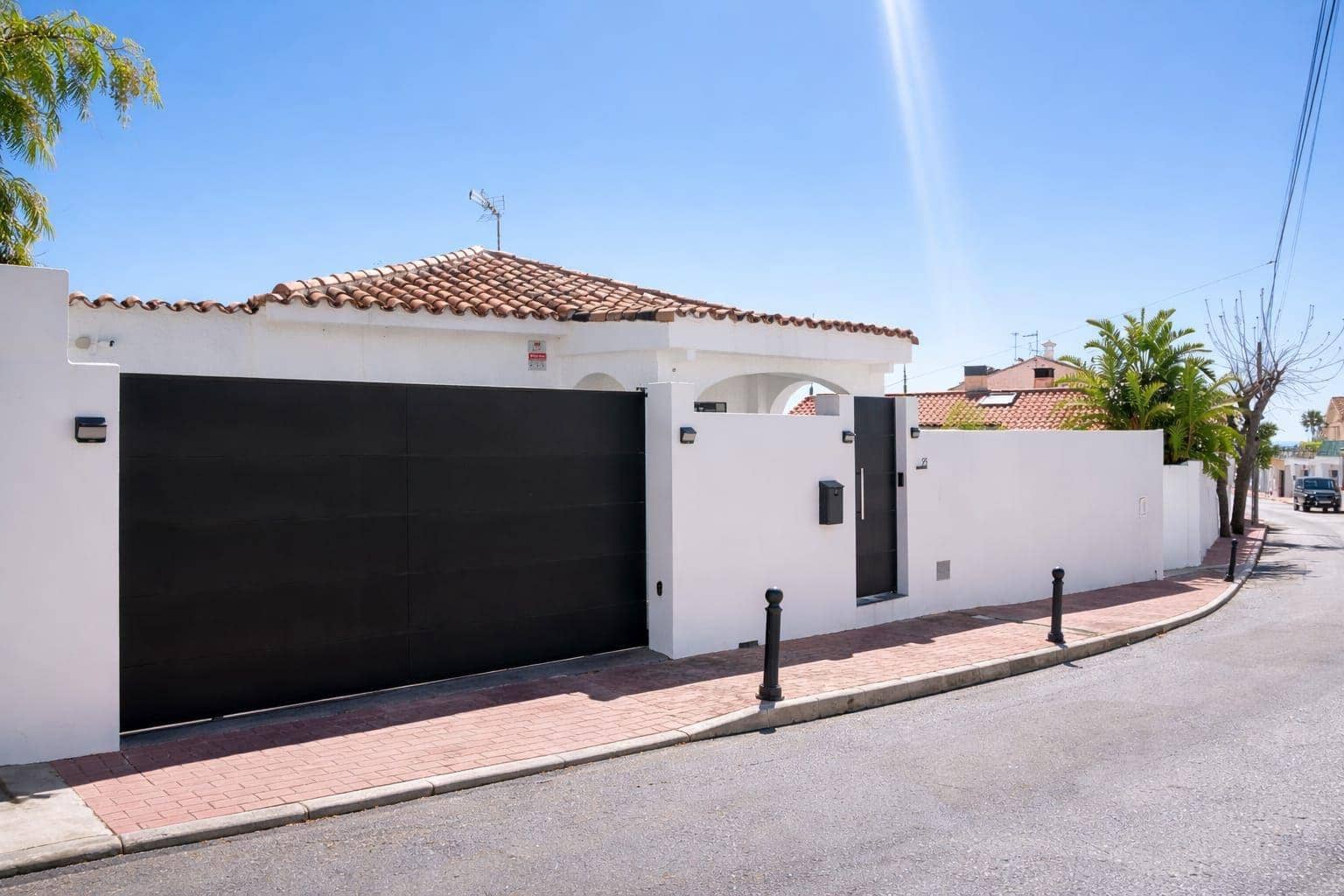 3 soveværelse Villa til salg i Benalmadena med swimmingpool garage - € 729.000 (Ref: 9791128)