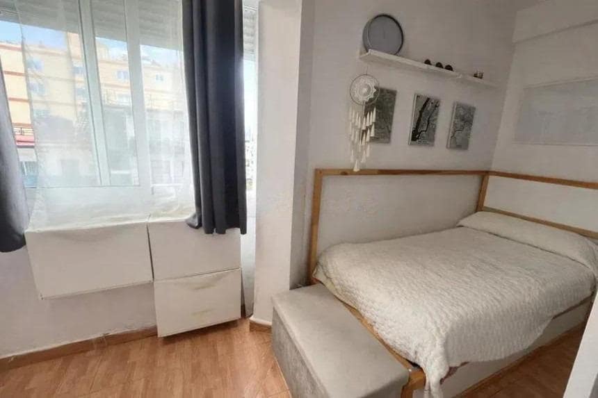 3 bedroom Apartment for sale in Torremolinos with pool - € 290,000 (Ref: 9797213)