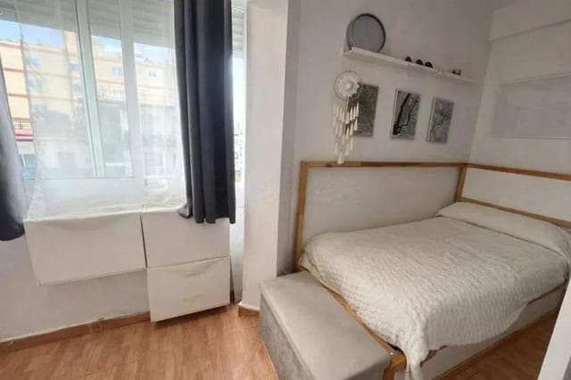 3 bedroom Apartment for sale in Torremolinos with pool - € 290,000 (Ref: 9797213)