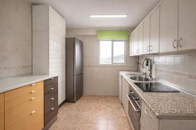 3 bedroom Apartment for sale in Torremolinos with pool - € 290,000 (Ref: 9797213)