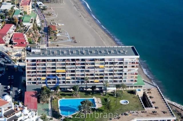 Studio na sprzedaż w Torremolinos z basenem garażem - 390 000 € (Ref: 9813344)