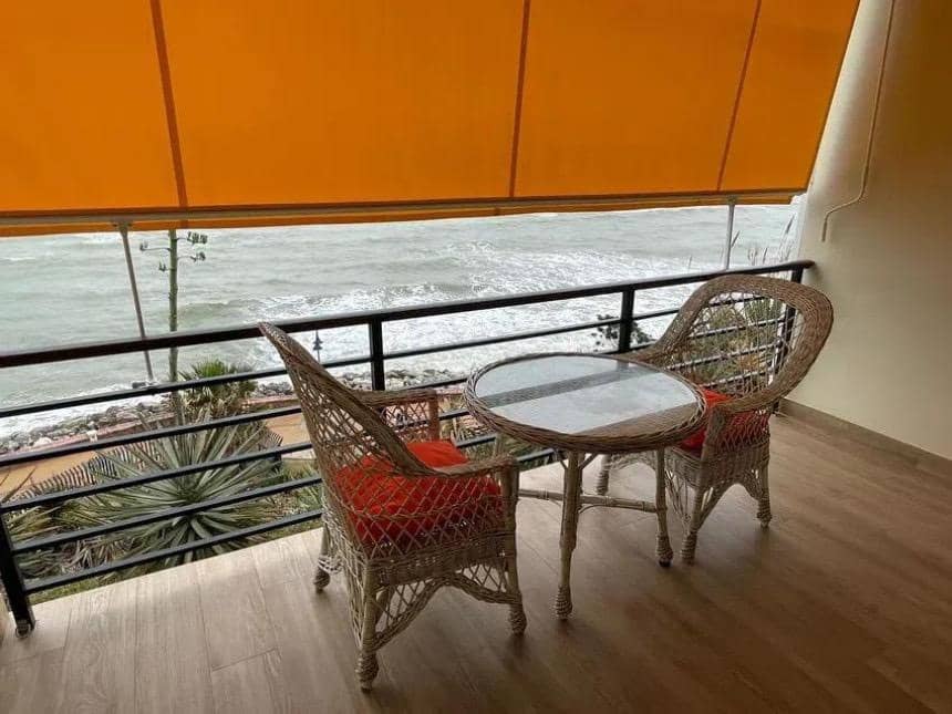 Studio for sale in Torremolinos with pool garage - € 390,000 (Ref: 9813344)