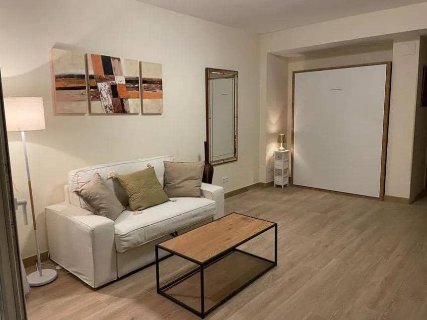 Studio for sale in Torremolinos with pool garage - € 390,000 (Ref: 9813344)