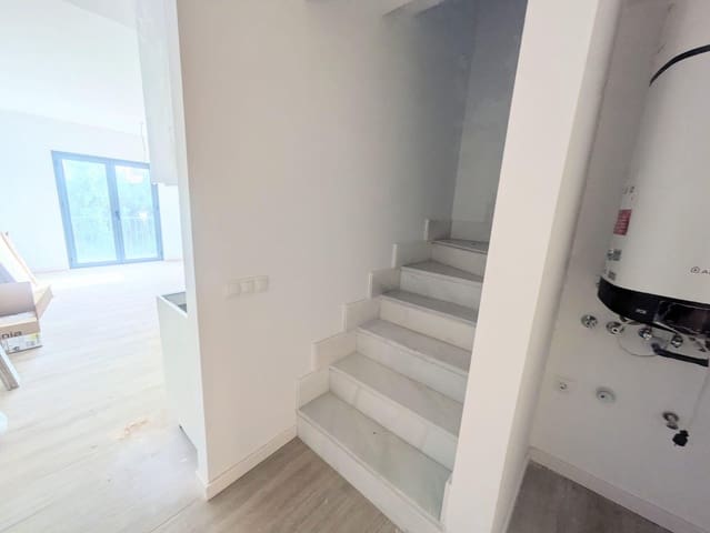 1 makuuhuone Kattohuoneisto myytävänä paikassa Los Pacos, Fuengirola - 244 000 € (Ref: 9818298)