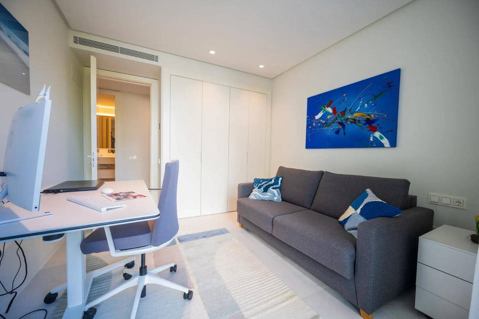 3 bedroom Apartment for sale in Ojen with pool garage - € 1,250,000 (Ref: 9820586)