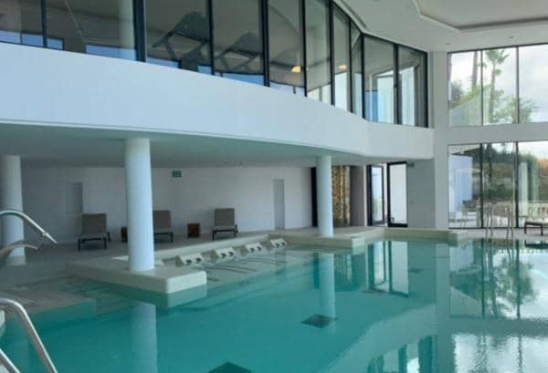 3 bedroom Apartment for sale in Ojen with pool garage - € 1,250,000 (Ref: 9820586)