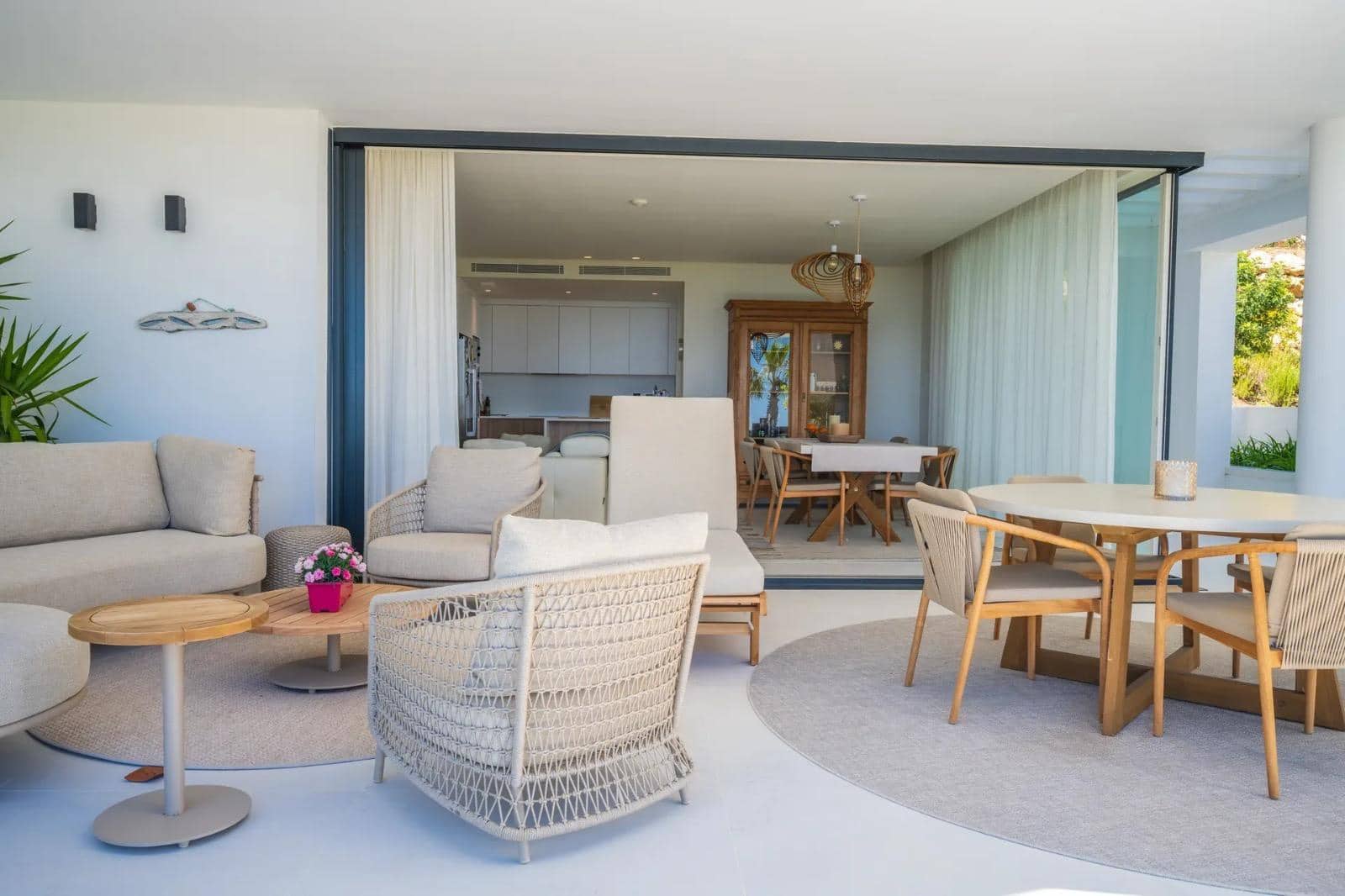 3 bedroom Apartment for sale in Ojen with pool garage - € 1,250,000 (Ref: 9820586)