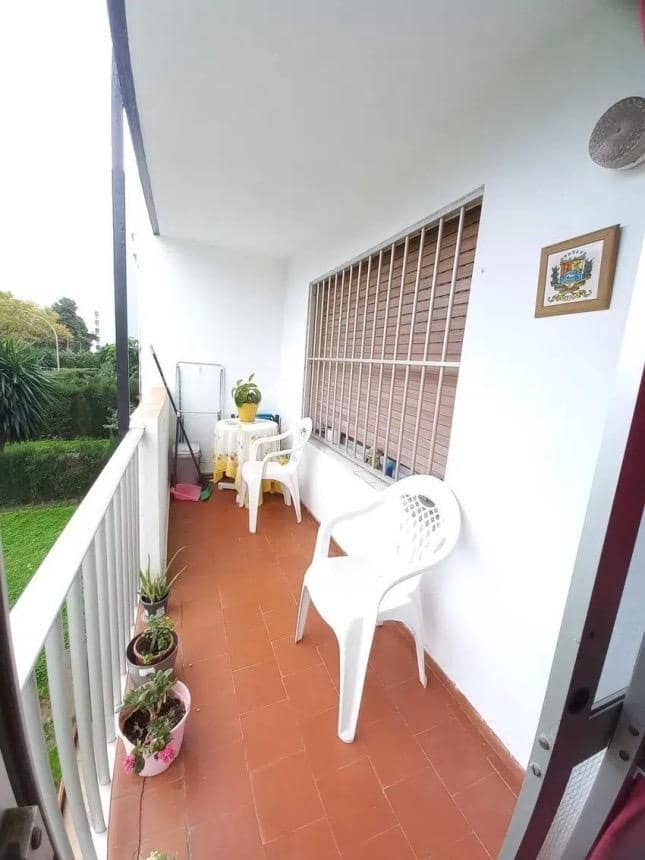 2 makuuhuone Asunto myytävänä paikassa Benalmadena mukana uima-altaan - 280 000 € (Ref: 9822991)