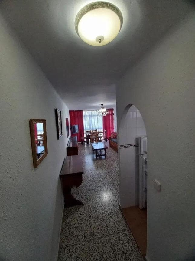 2 makuuhuone Asunto myytävänä paikassa Benalmadena mukana uima-altaan - 280 000 € (Ref: 9822991)
