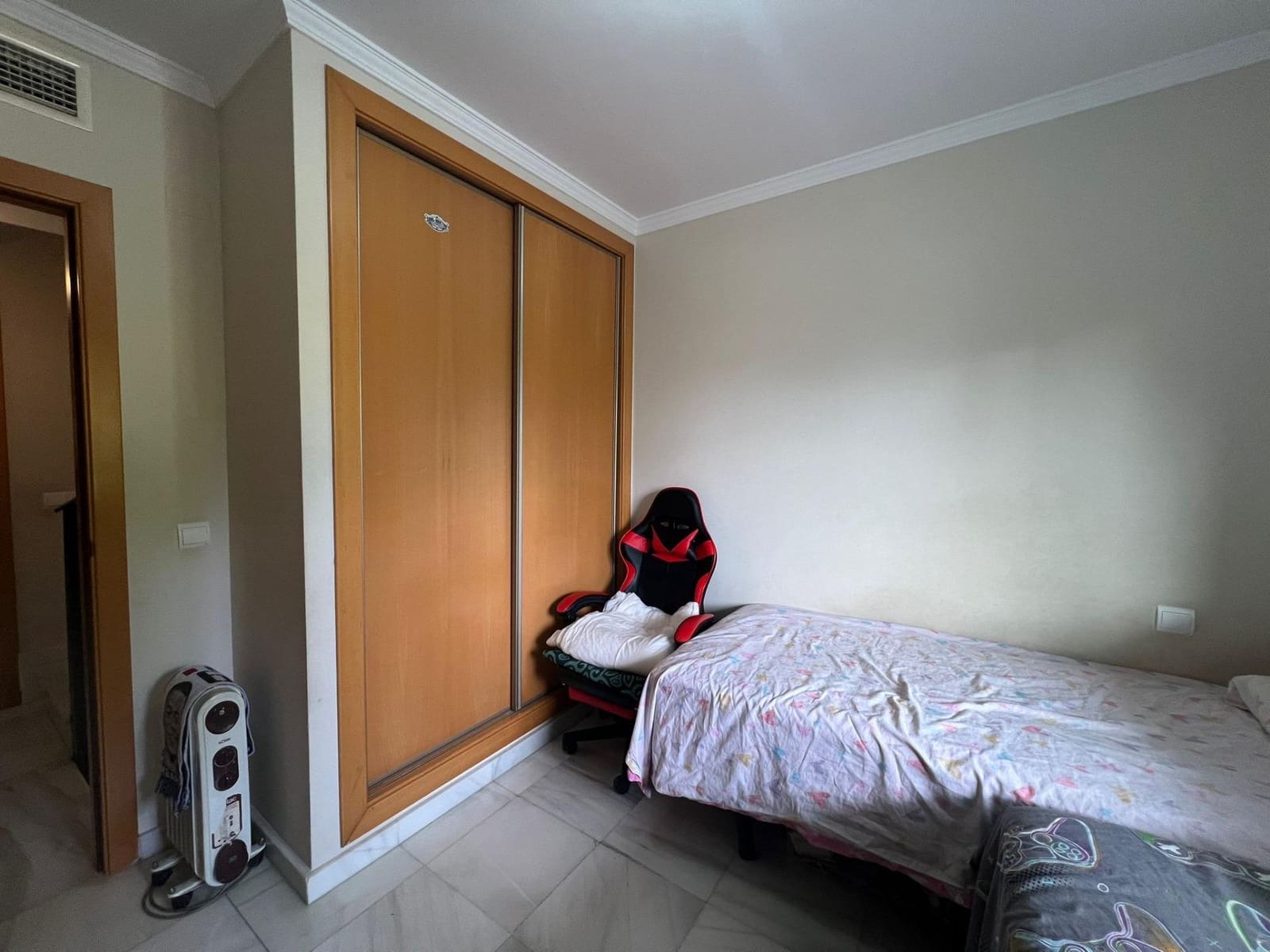 4 quarto Moradia em Banda para venda em Benalmadena com garagem - 437 000 € (Ref: 9833726)