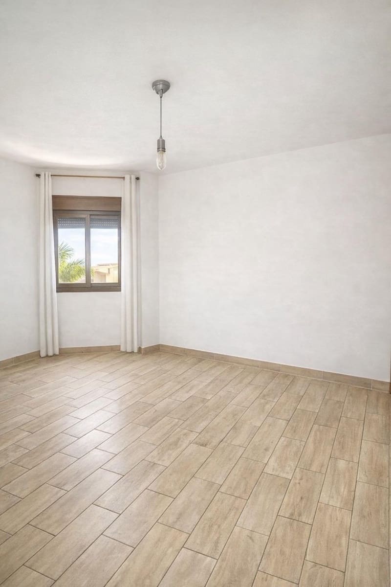3 bedroom Terraced Villa for sale in Calahonda with pool garage - € 500,000 (Ref: 9833728)