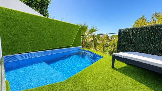 4 slaapkamer Villa te koop in Fuengirola met zwembad garage - € 720.000 (Ref: 9839320)