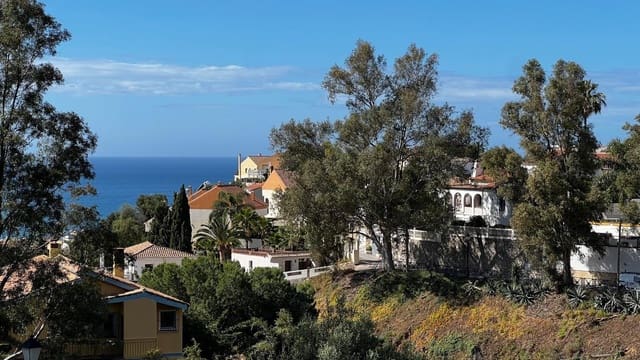 4 slaapkamer Villa te koop in Fuengirola met zwembad garage - € 720.000 (Ref: 9839320)